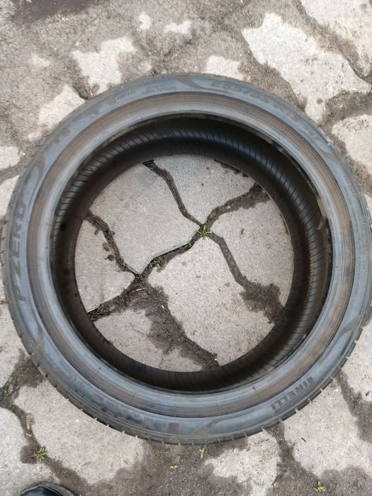 Продам шину 255 35 19 лето одно