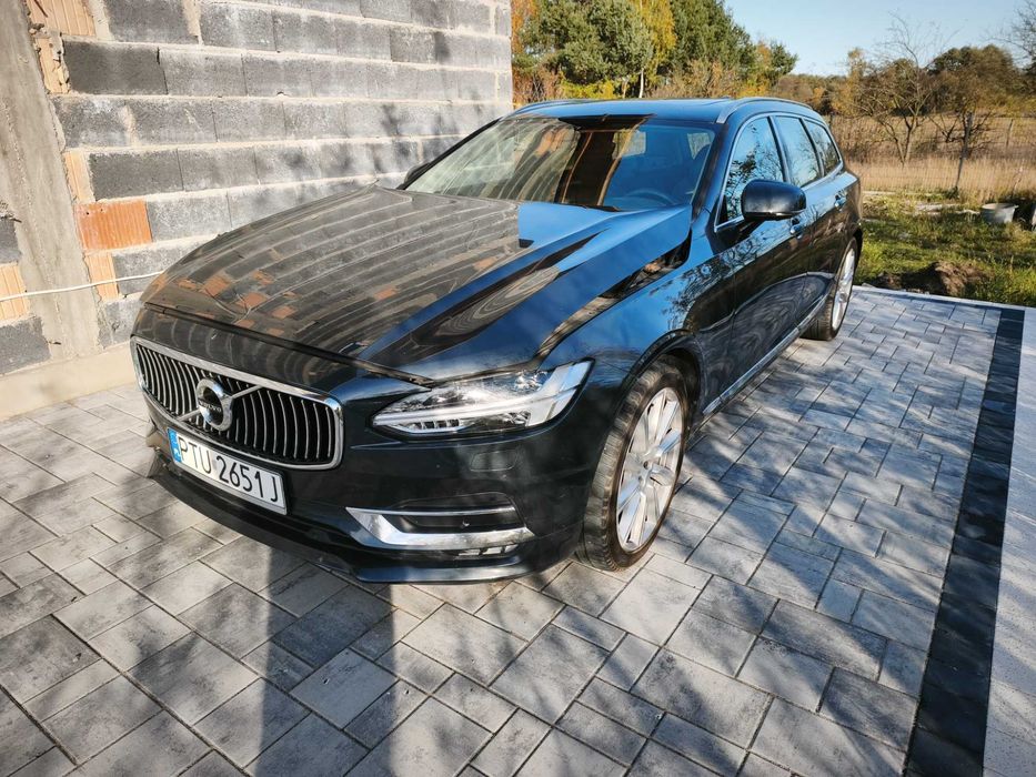 Volvo V90