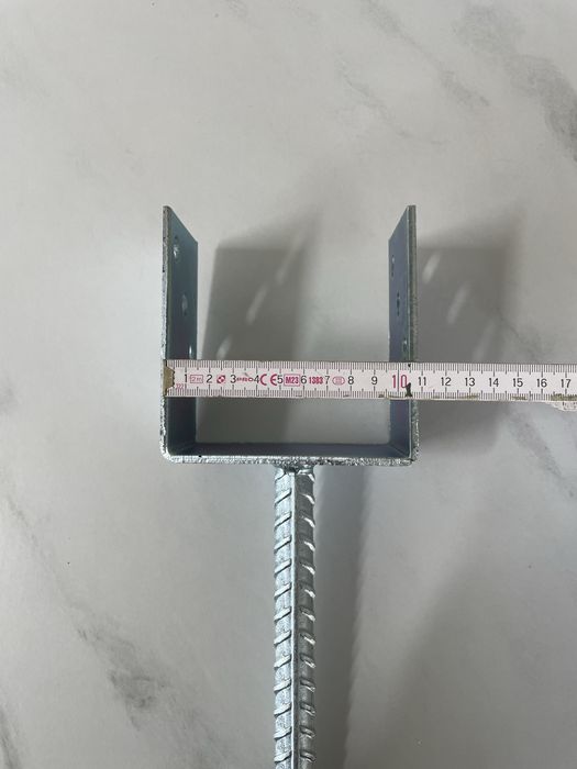 Kotwa do betonu,podstawa  słupa typ U