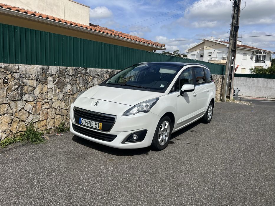 Peugeot   5008   7 lugares 1.6 HDI
