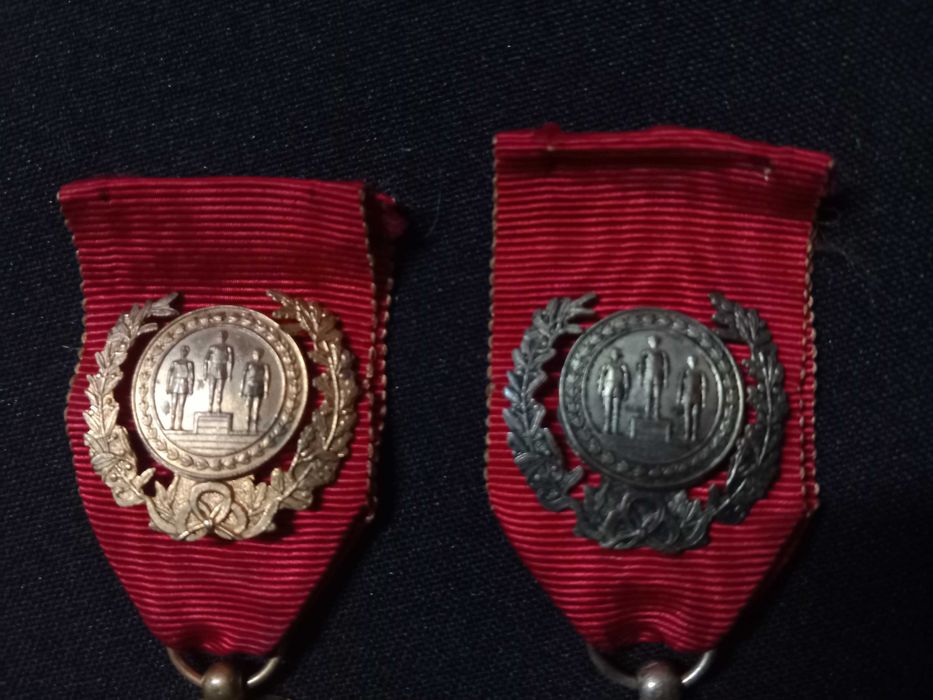 Estado Novo - 2 medalhas da FNAT