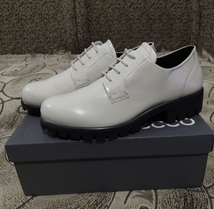 Демісезонні жіночі черевики Ecco Modtray W. Оригінал. 39 розмір.