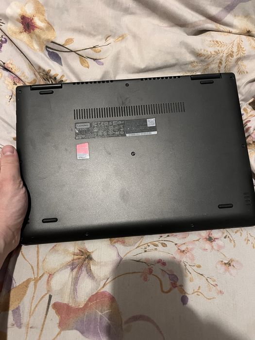 Сенсорний ноутбук Lenovo Yoga