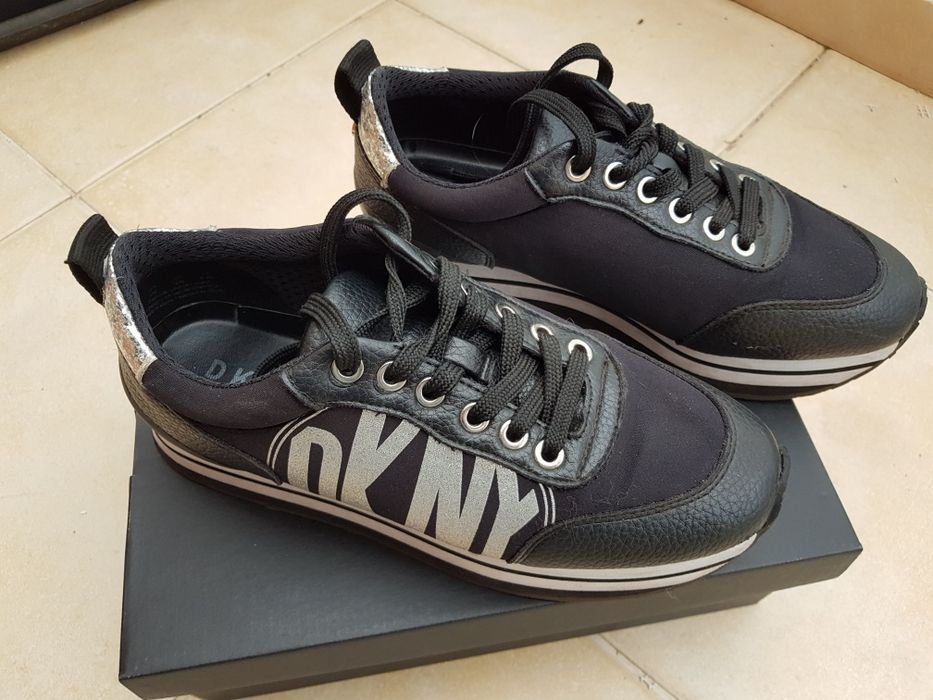 Sapatilhas DKNY, como novas