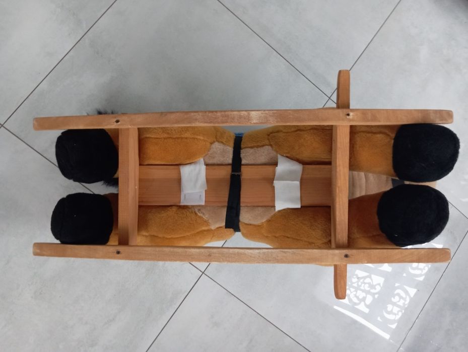 Koń na biegunach wysokość 30cm