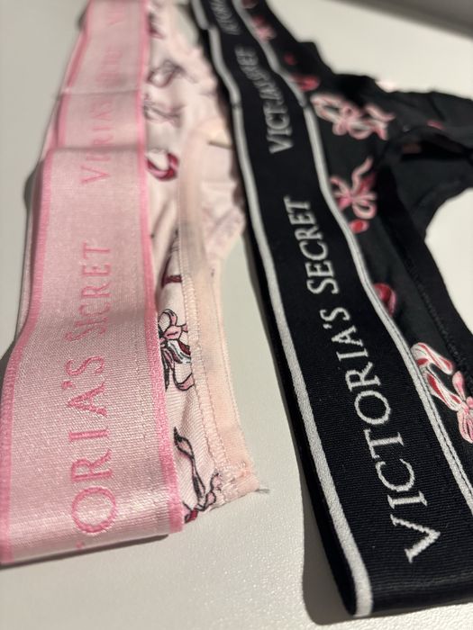 Oryginalne nowe stringi Victoria’s Secret święta