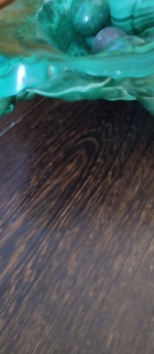 Peça  decorativa em malaquite,aceito  ofertas