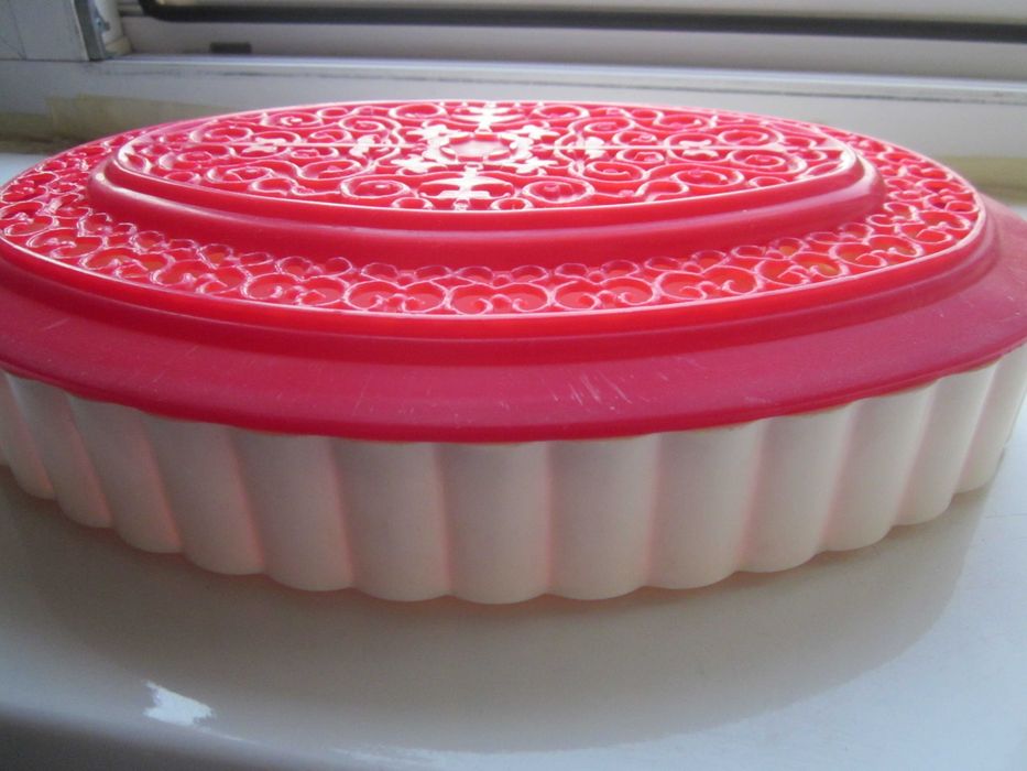 Шкатулка большая с восточными мотивами,красно-белая 31 х 21 х 7см