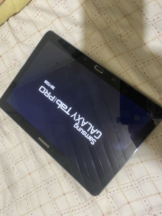 Samsung  galaxy  tab  Pro    SM-T520