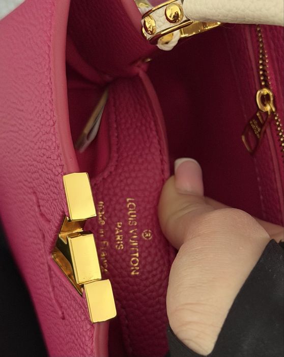 Сумка louis vuitton capucines розовая мини номерная