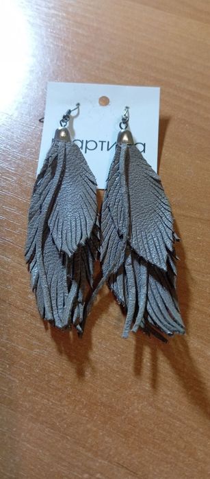 Сережки зі шкіри