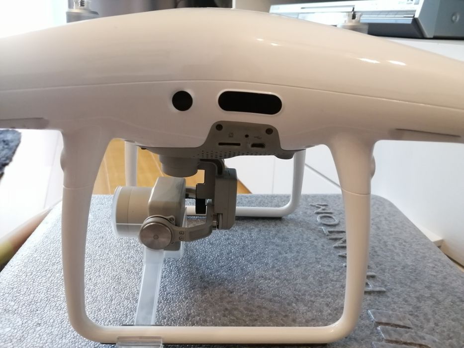D1RON DJI phantom 4  pro cały zestaw