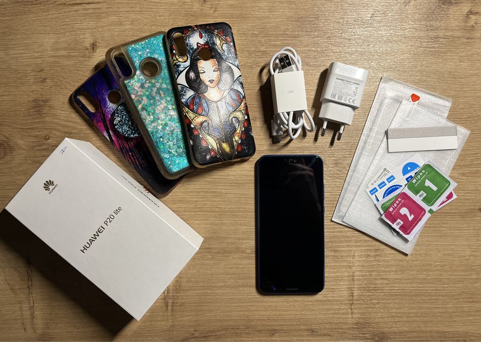 Huawei P20 Lite 64GB + case