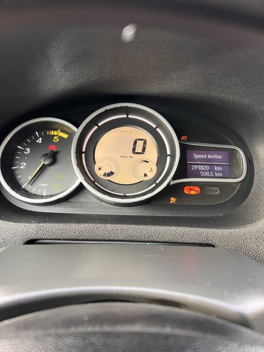 Продам обслужений Megane 3