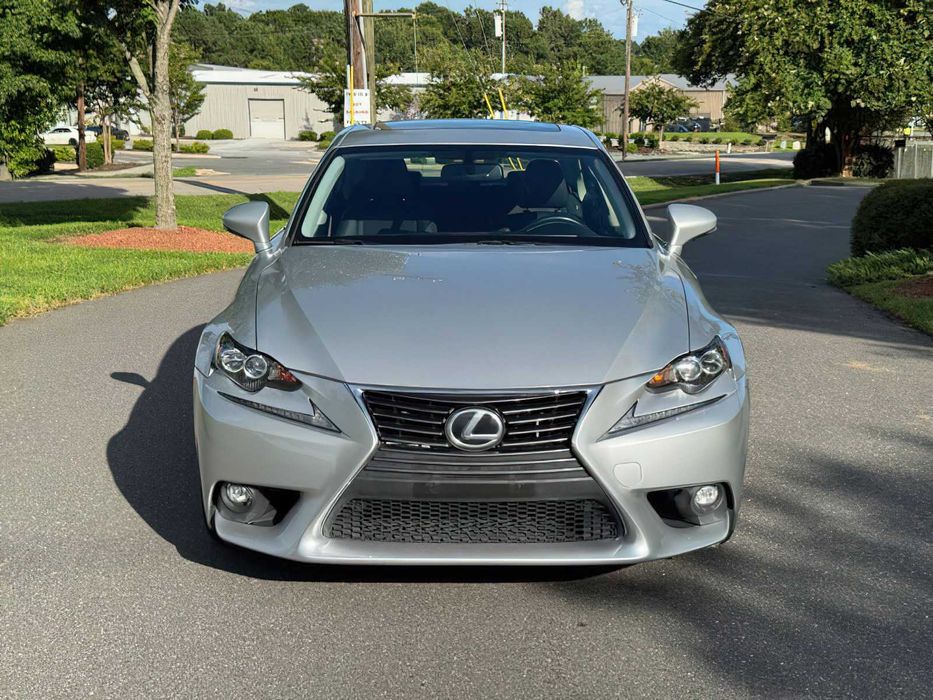Lexus IS 250      2015
