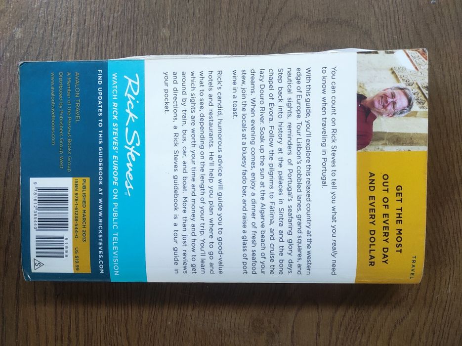 Book: Rick Steves' "Portugal" Travel Guide (2013 Edition)