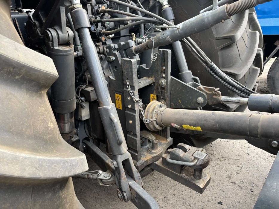 Трактор Class Axion 940