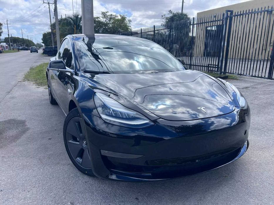 2019 TESLA Model 3