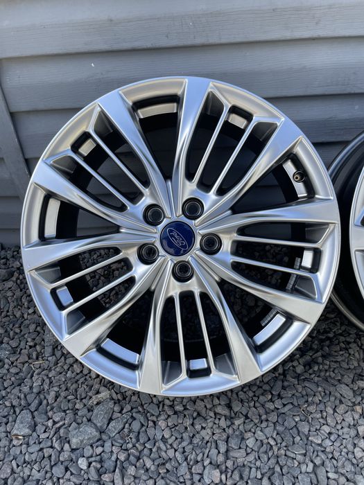 Оригінальні титанові диски Ford 5/108 R18 5*108 18 Ford Kuga Titanium