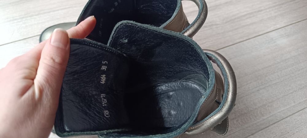 Sneakersy carinii 38