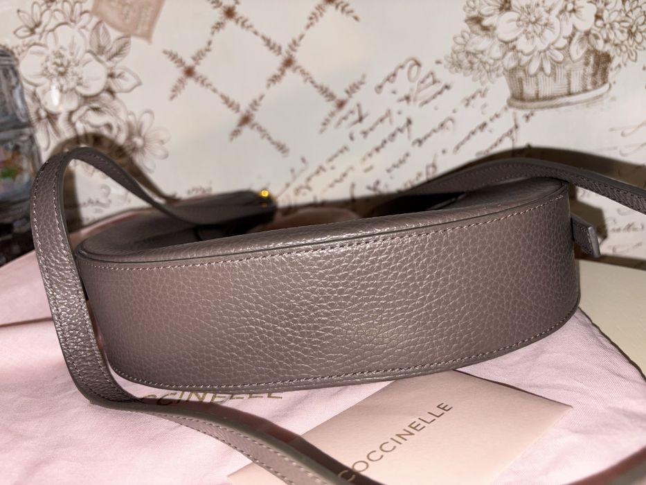 Сумка coccinelle whisper brunette