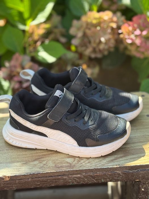 Кросівки Puma 32 розмір ( 19 см )+ Nike в подарунок