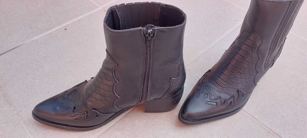Botas Senhora Ruika Tamanho 37 NOVAS
