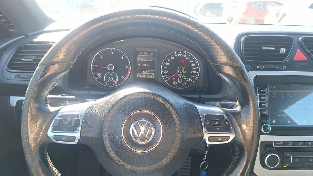VW Scirocco 2.0tdi automático com caixa dsg