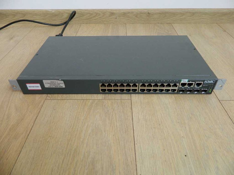 Switch SMC 8126L2 IBM 4668-HC6 26-portów