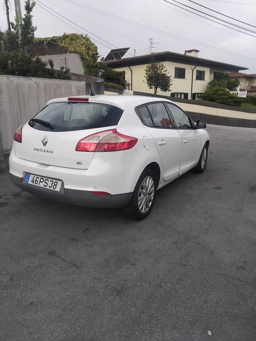 Vendo renault megane 3  1.5 dci de 2014