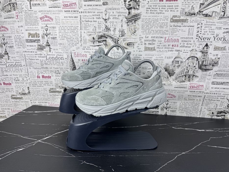 Оригінал Розмір 39 Кросівки Hoka One One Clifton L Suede Взуття