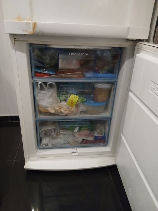 Sprzedam lodówkę Electrolux SpacePlus