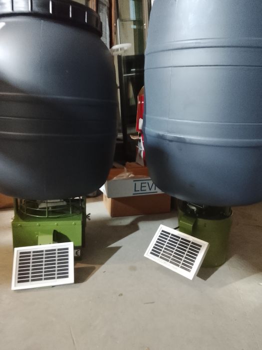 Alimentador automático com Painel Solar – Novo