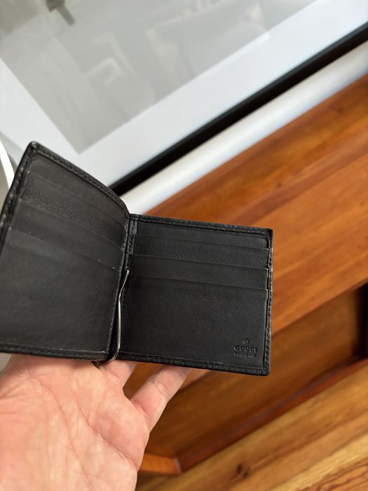 Carteira Gucci original com clip para notas