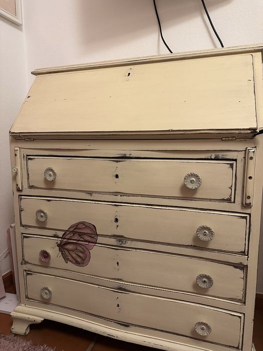 Escrevaninha vintage pintada á mão