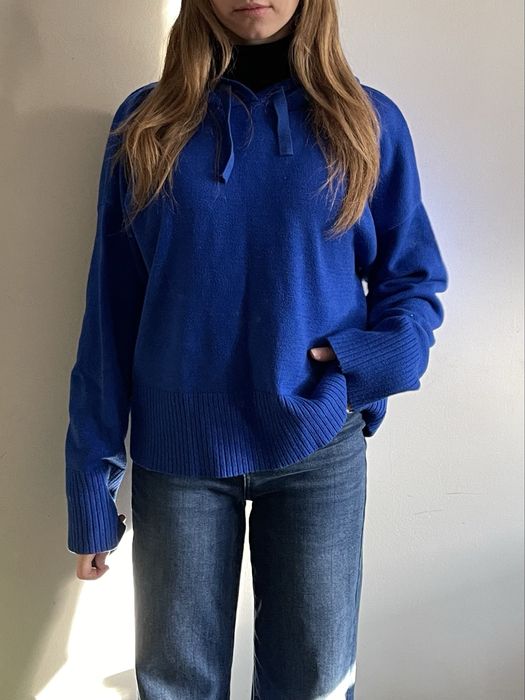 Синій светр з капюшоном XL, тепла кофта в гарному стані