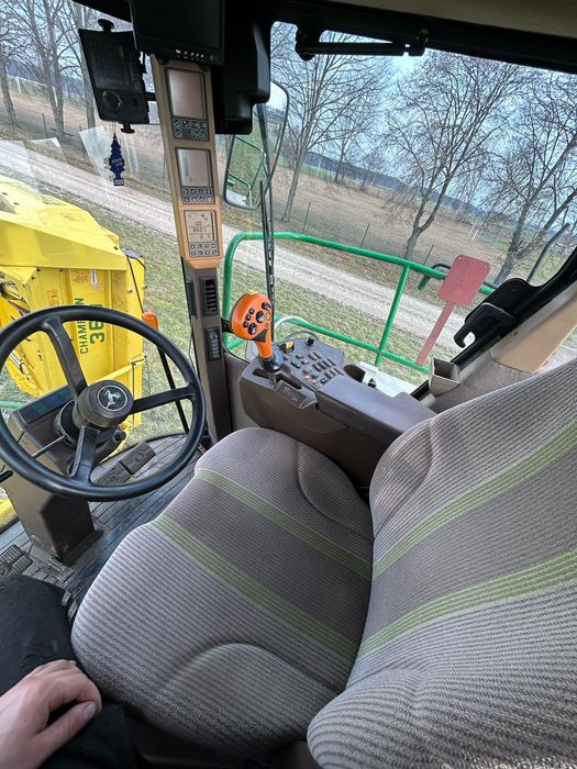 Sieczkarnia John Deere 7350