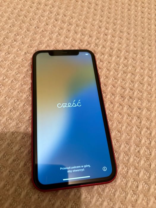iPhone 11 czerwony 64gb
