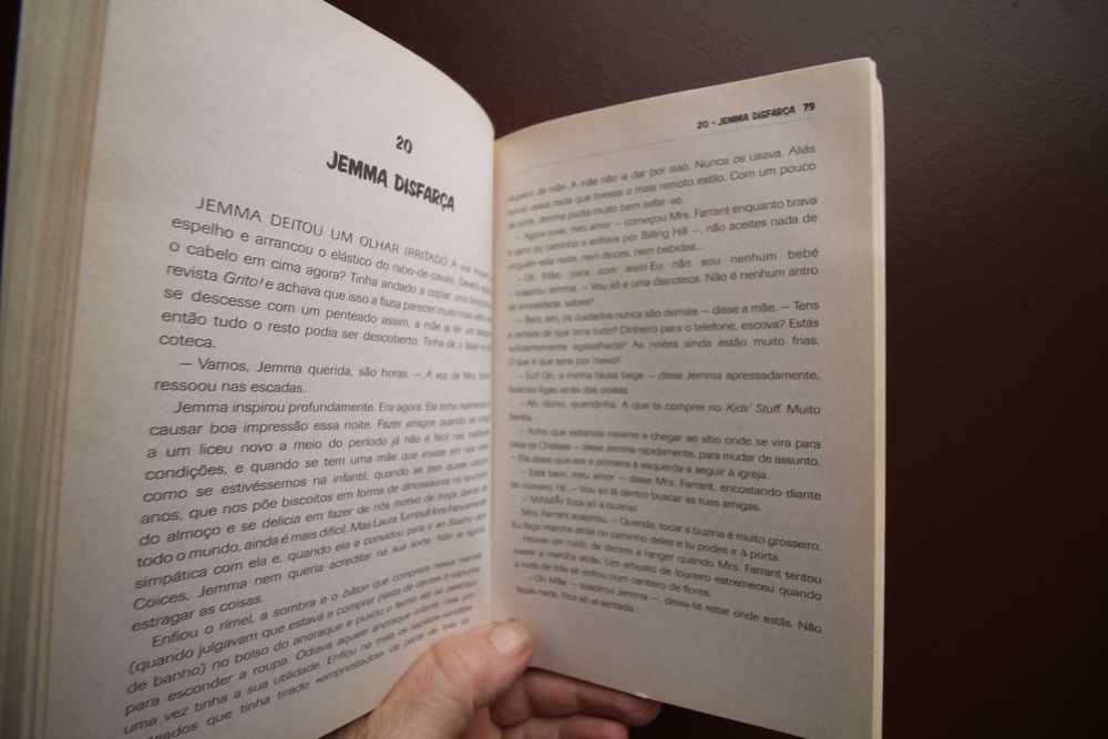 livros Guia Ilustrado Para Educar os Pais