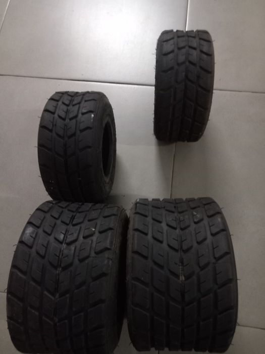 Pneus  de karting  marca (MOJO)