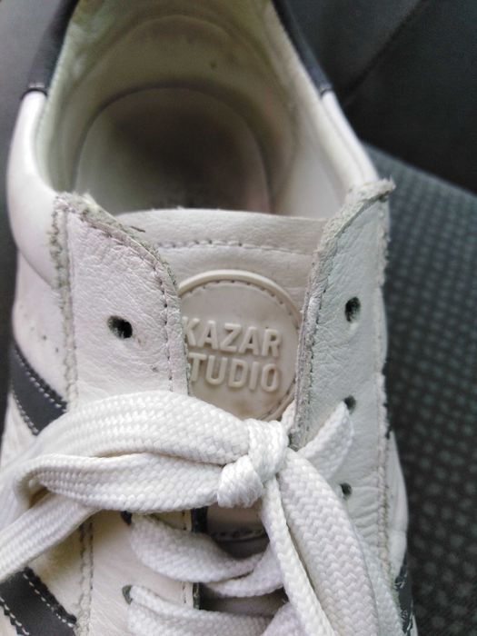 KAZAR. Buty męskie.