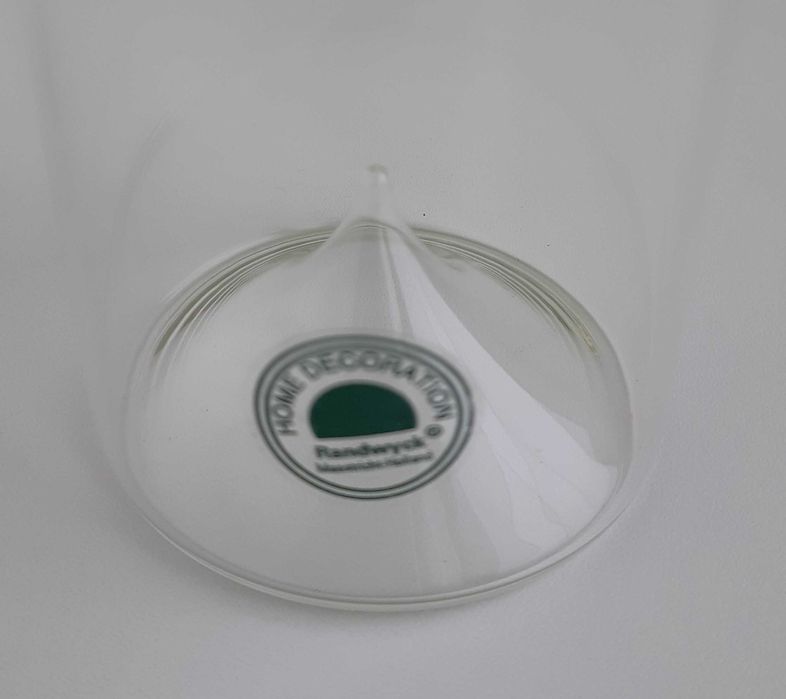 Magnífica e Delicada Garrafa em Vidro Soprado