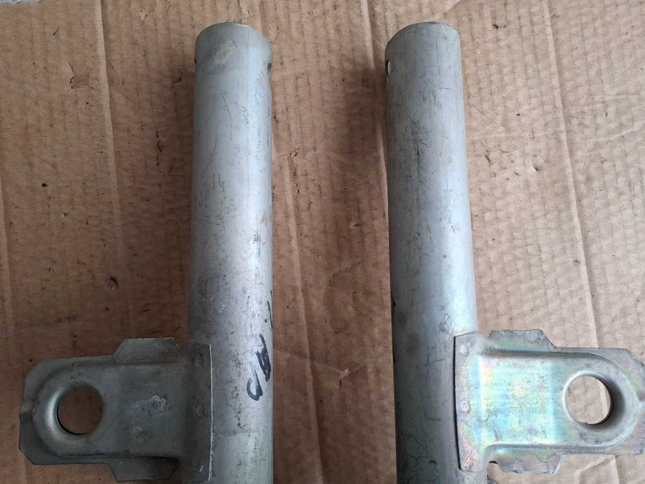 Ваз2104  2105 2107 кронштейн бампера