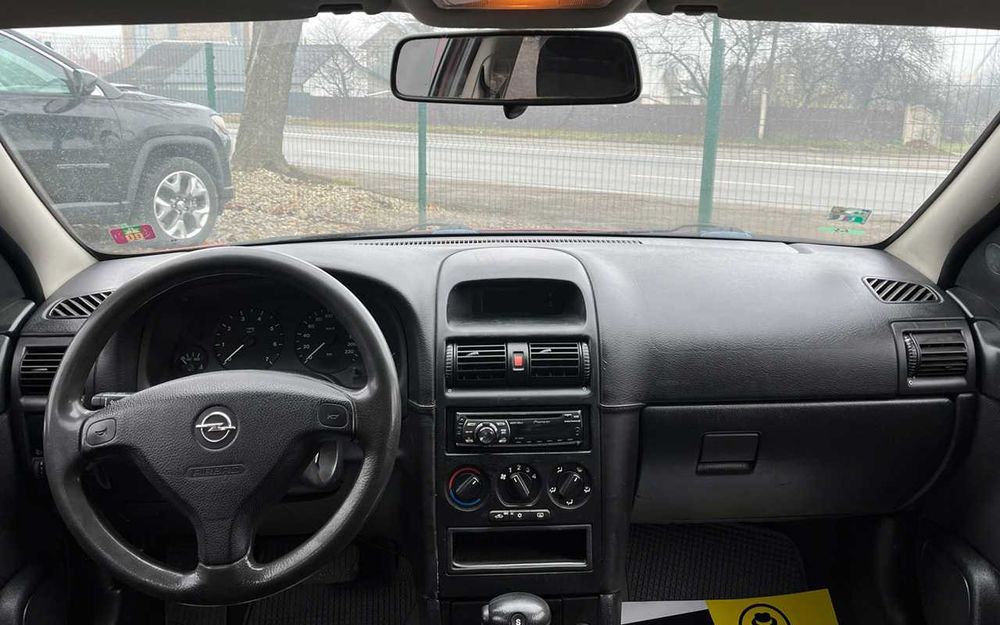 Opel Astra  2000