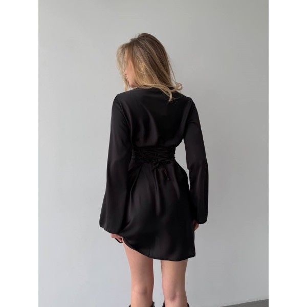 Сукня чорна міні шовкова атласна на завʼязках на штурівці на спинці