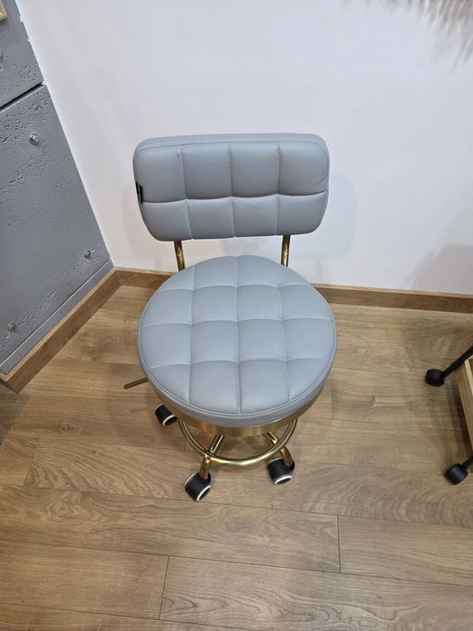 Hoker / taboret do solonu