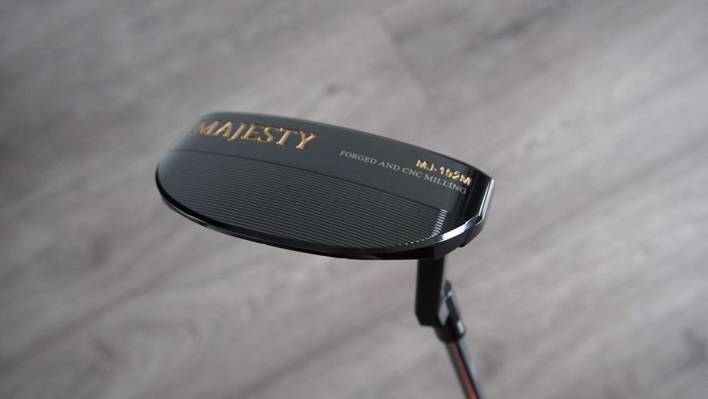 Kij do golfa Luksusowy Putter Majesty 33.5" NOWY Japoński Mallet Head cover w komplecie