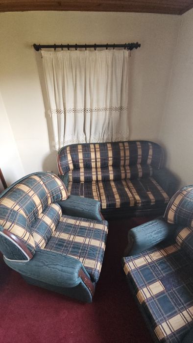 Conjunto de Sala: Móvel Estante Grande + Sofás