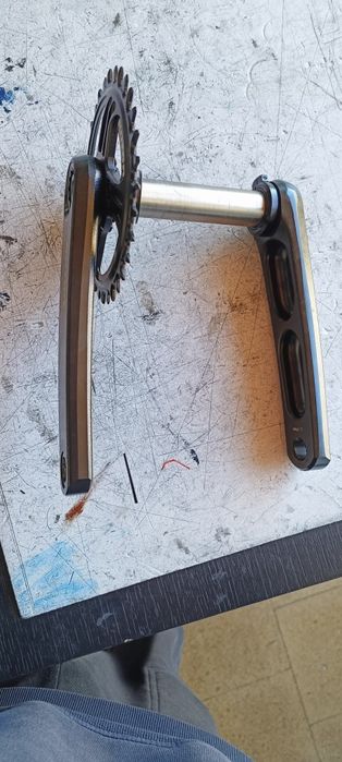 Pedaleira ROTOR com prato de 32 furos