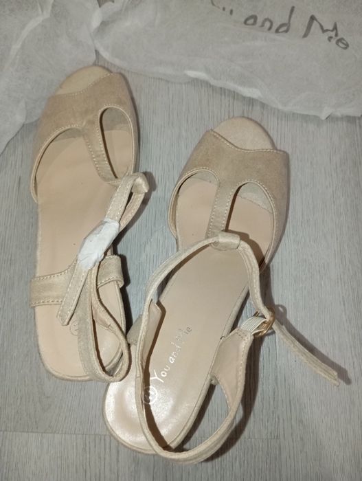 Sapatos de salto novos tamanho 41